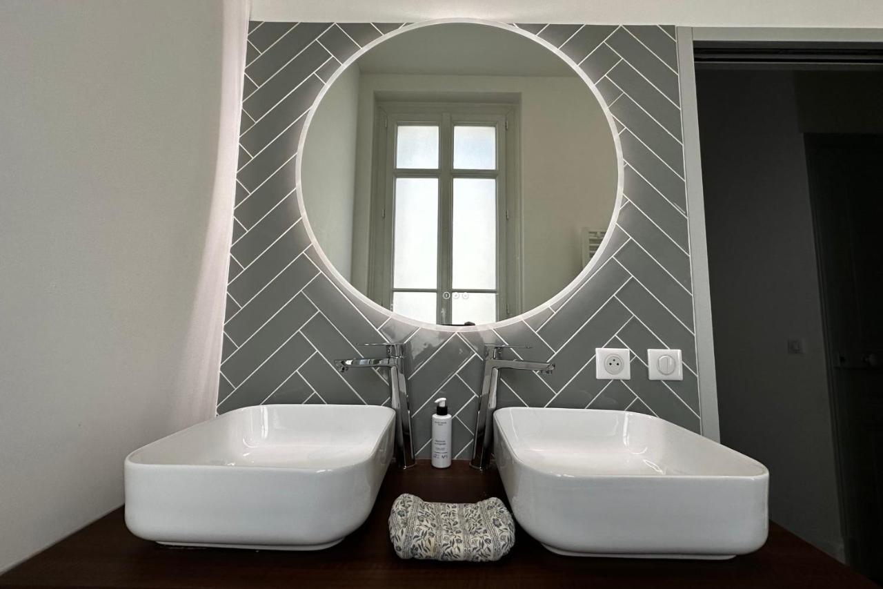 In The Beautiful Districts Of Tours A "Particular" With Great Comfort Villa Bagian luar foto
