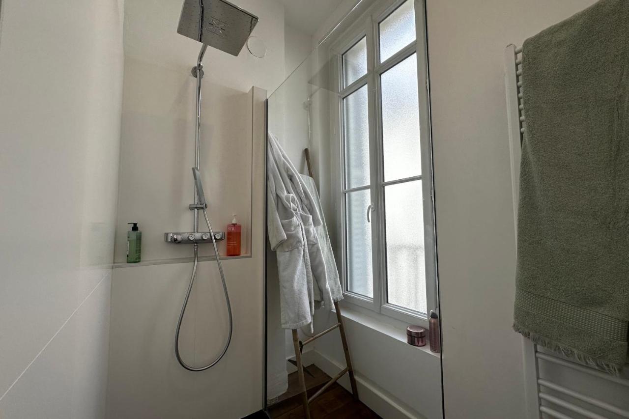 In The Beautiful Districts Of Tours A "Particular" With Great Comfort Villa Bagian luar foto