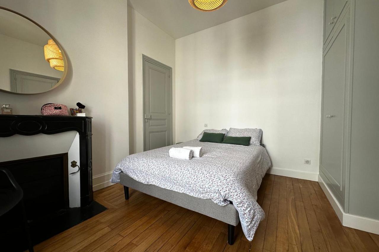 In The Beautiful Districts Of Tours A "Particular" With Great Comfort Villa Bagian luar foto