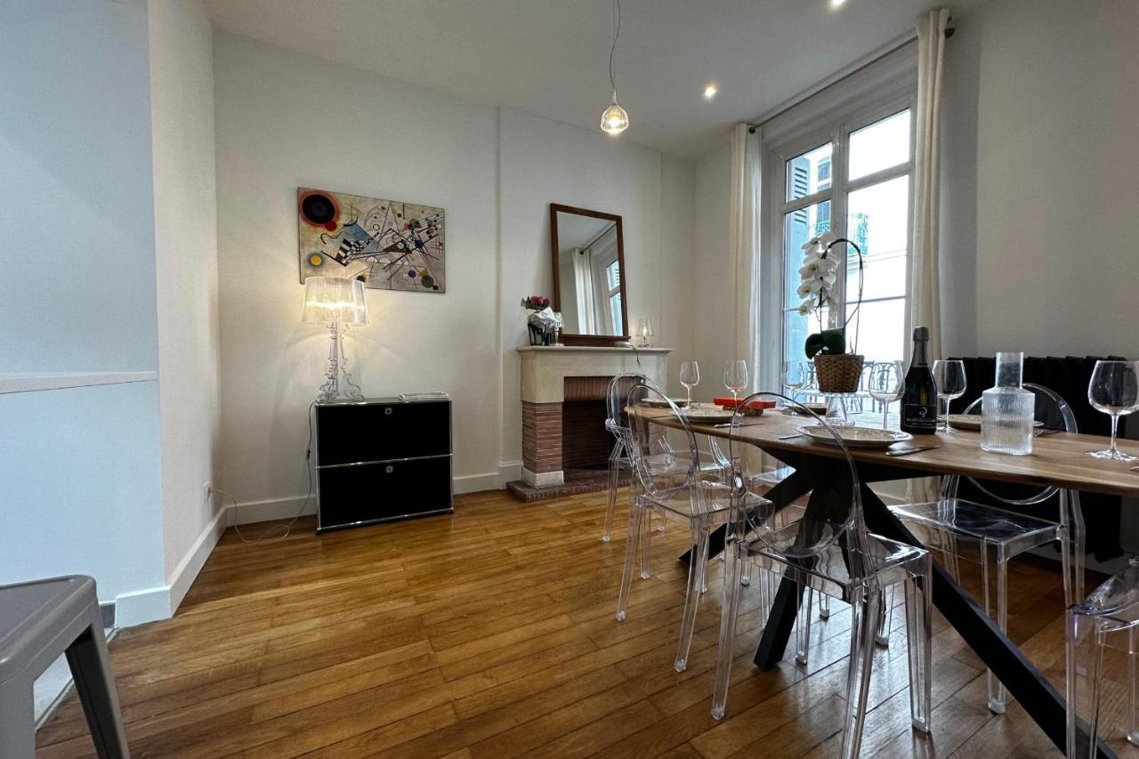 In The Beautiful Districts Of Tours A "Particular" With Great Comfort Villa Bagian luar foto