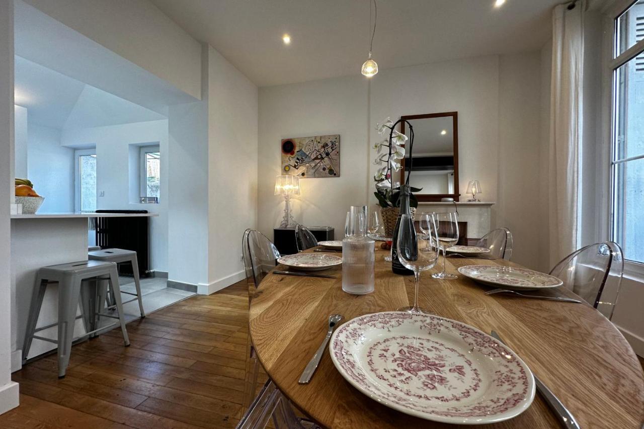 In The Beautiful Districts Of Tours A "Particular" With Great Comfort Villa Bagian luar foto