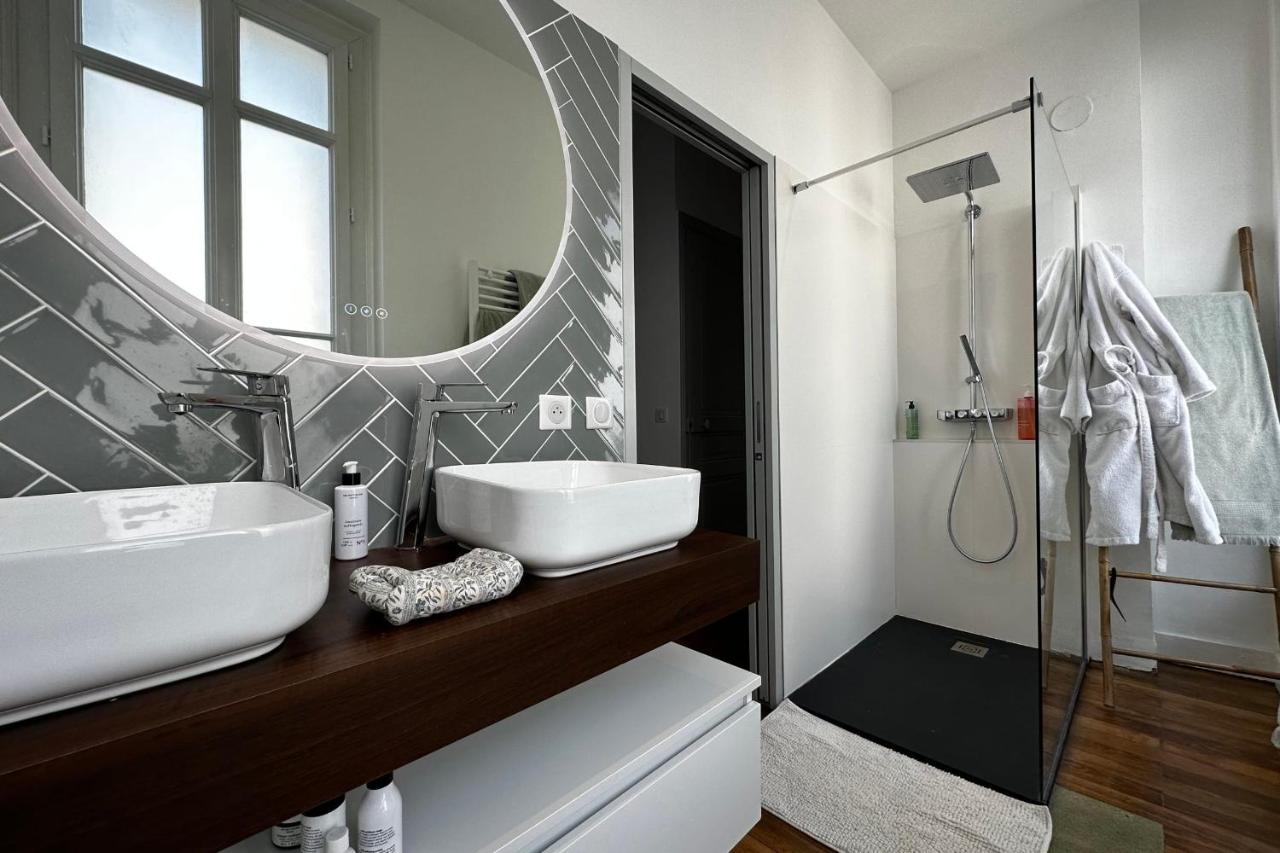 In The Beautiful Districts Of Tours A "Particular" With Great Comfort Villa Bagian luar foto